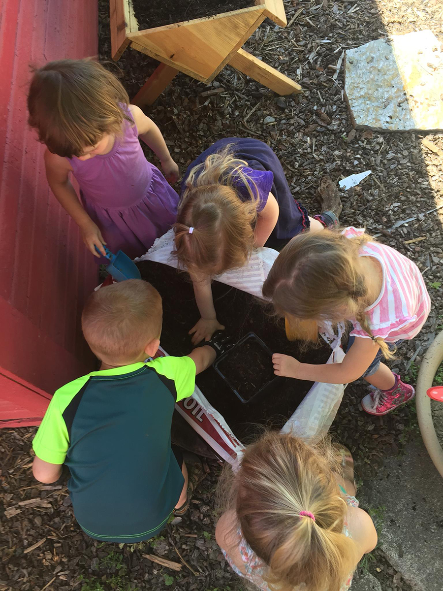 Keet_Sweet_Preschool_Kindergarten_Science_Gardening_Learning_Coeur_d_Alene_Idaho_23
